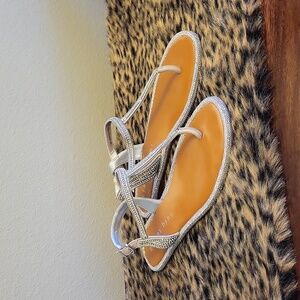 Giani Bini rhinestone leather sandals size 8